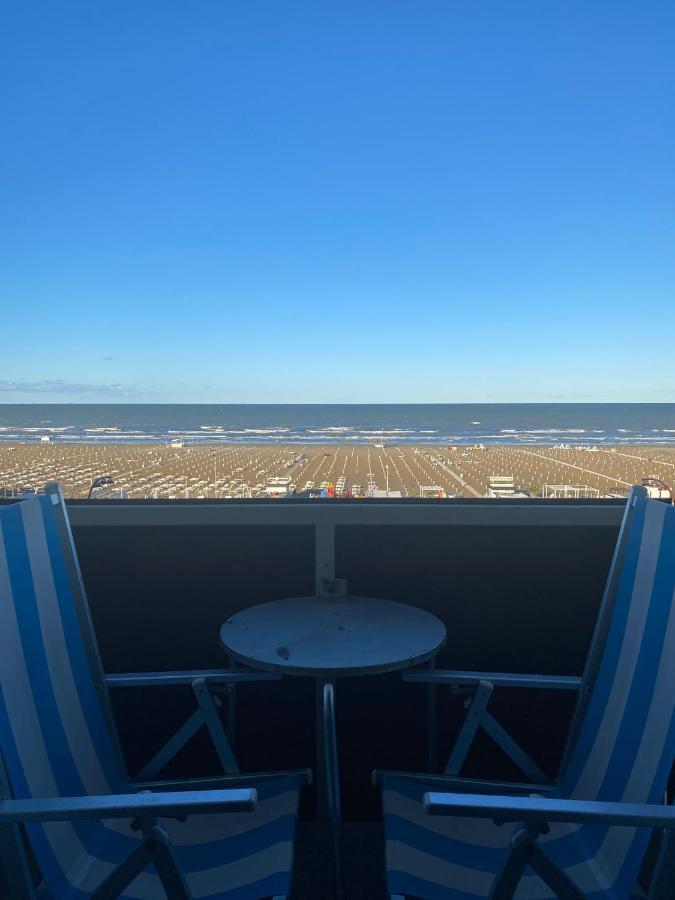 Hotel Corallo Ріміні Екстер'єр фото